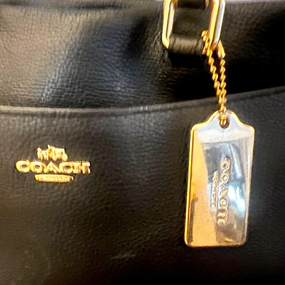 Coach Fulton Satchel - Picture 10 of 13